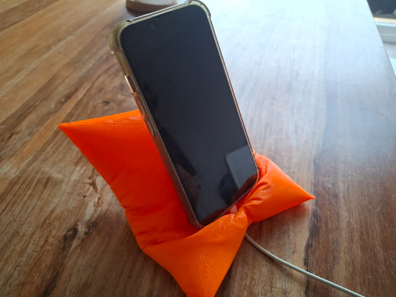 Pillow Phone stand